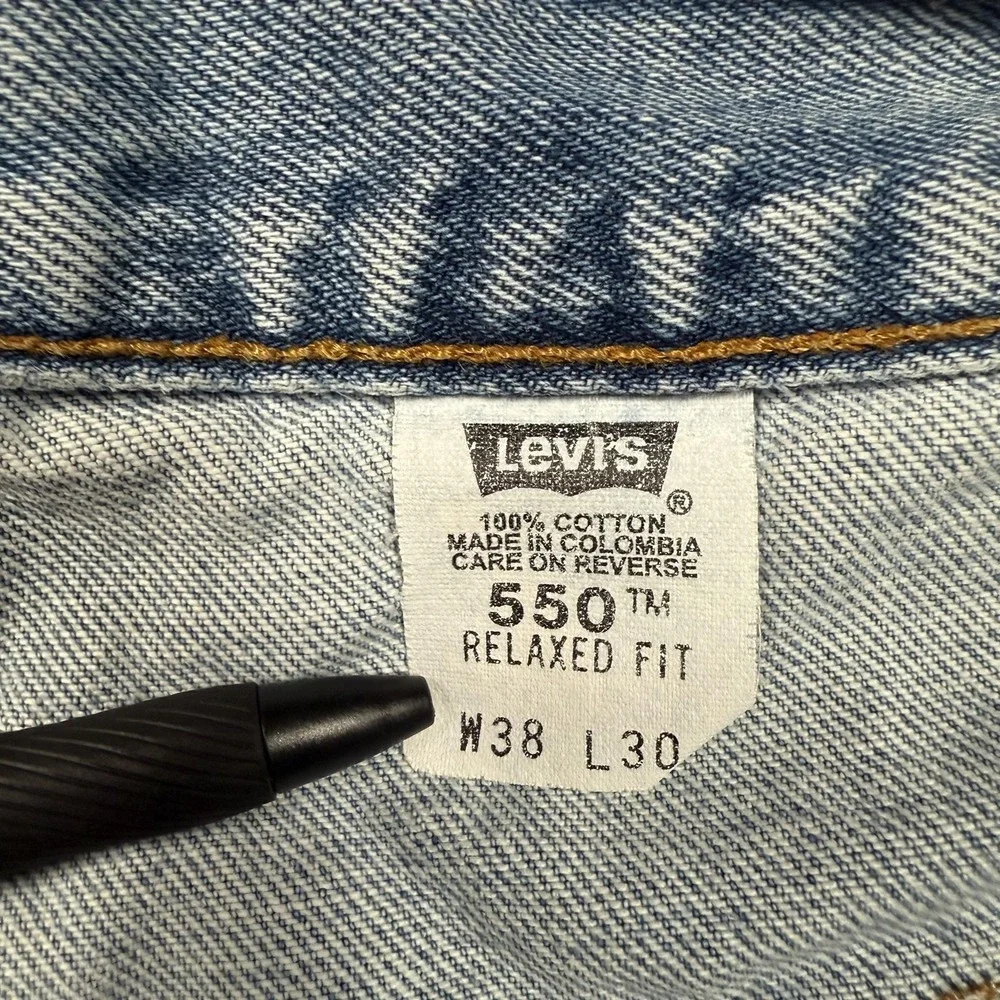 Vintage Levis 550 Jeans Mens 38x30 Blue Relaxed Fit Denim Light‎ Wash 90s